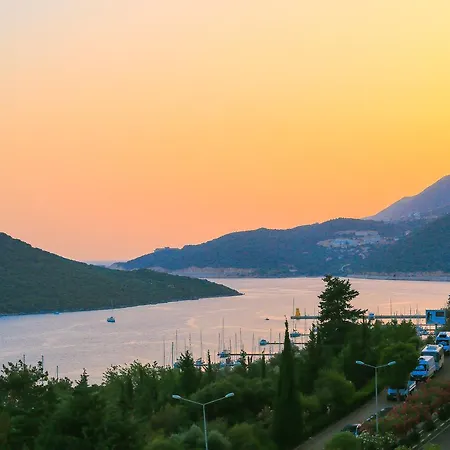 Hediye Hanim Suit&apart